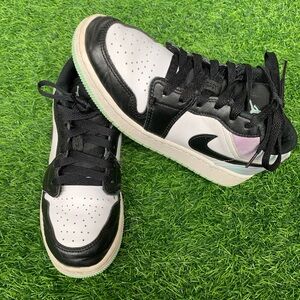 Nike Air Jordan 1 Low SE GS 'Tie Dye' DQ2514-100